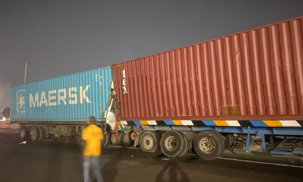 Early morning accident claims two lives in Lagos